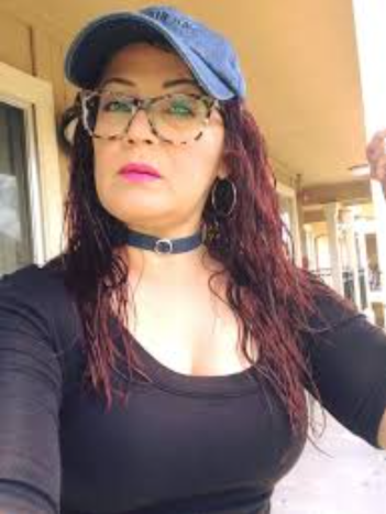 <em>Daniela</em>